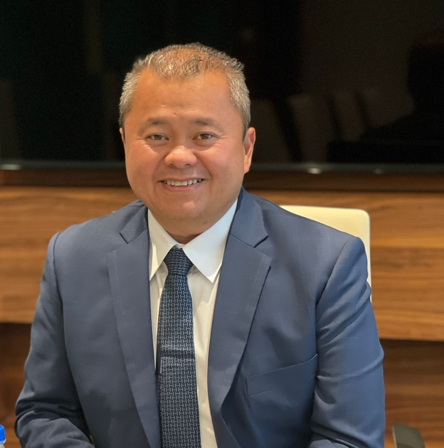 Dr. Romel Santos
